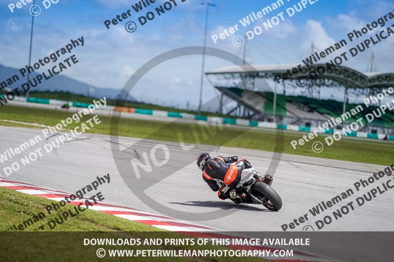 Sepang;event digital images;motorbikes;no limits;peter wileman photography;trackday;trackday digital images